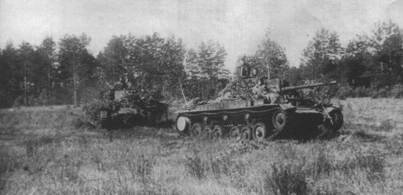Советские танки «Валентайн»-IX выдвигаются на боевые позиции