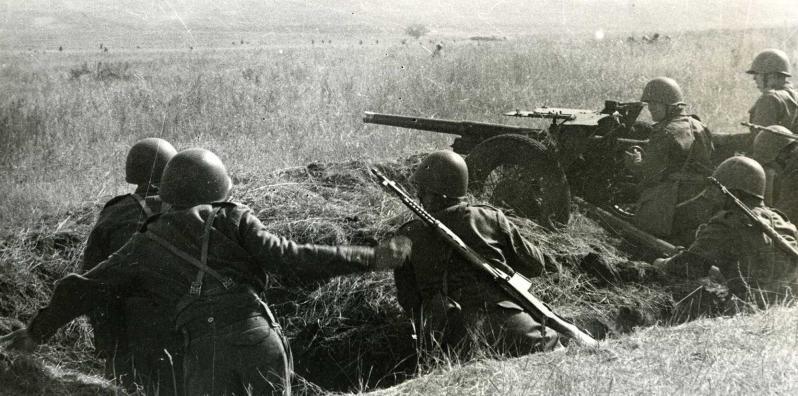 45-мм противотанковая пушка 53-К. 1944.  Фото Т. Мельника