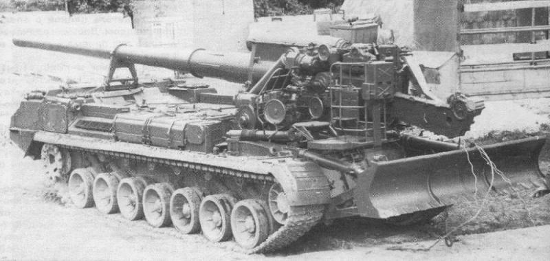 203-мм самоходная пушка артиллерии резерва ВГК 2C7 «Пион»