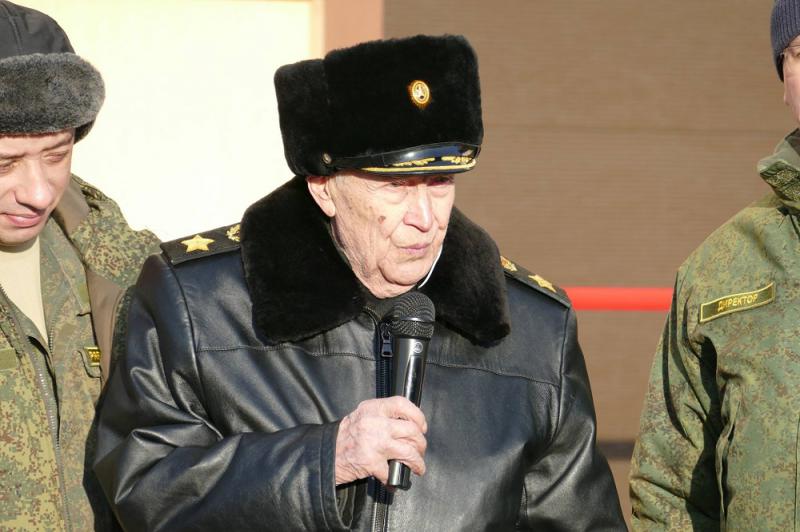 Генерал армии ветеран войны Махмут Ахметович Гареев на открытии Артиллерийского корпуса