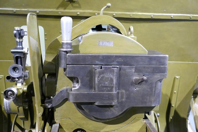 152-мм полевая гаубица образца 1910 г. в Музее отечественной военной истории