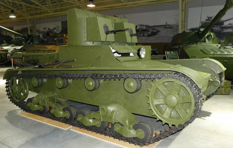 Танк Т-26 образца 1931 г. в Музее отечественной военной истории в Падиково