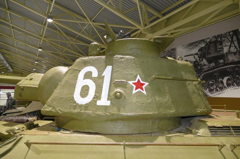 Средний танк Т-34-76 в Музее отечественной военной истории