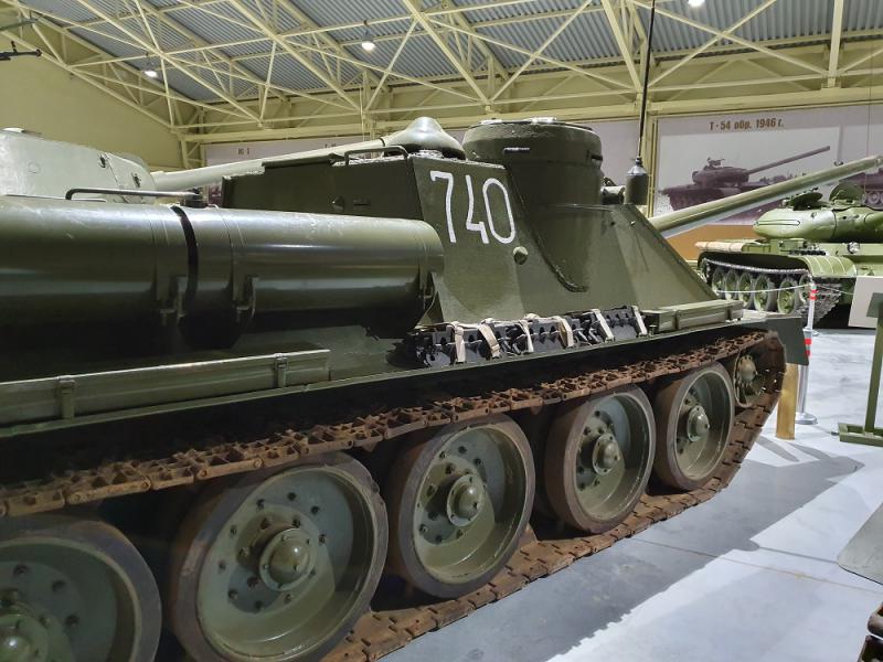 СУ-100 в Музее отечественной военной истории