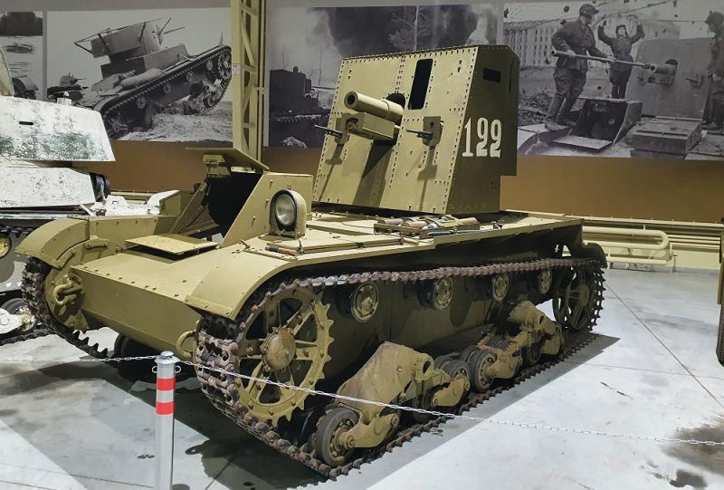76-мм самоходная артиллерийская установка СУ-26 в Музее отечественной военной истории